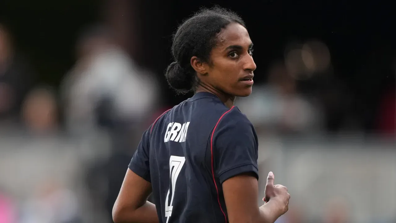 Naomi Girma Injury Rules Her Out for USWNT’s Spain Series as Chelsea and U.S. Soccer Adjust Plan